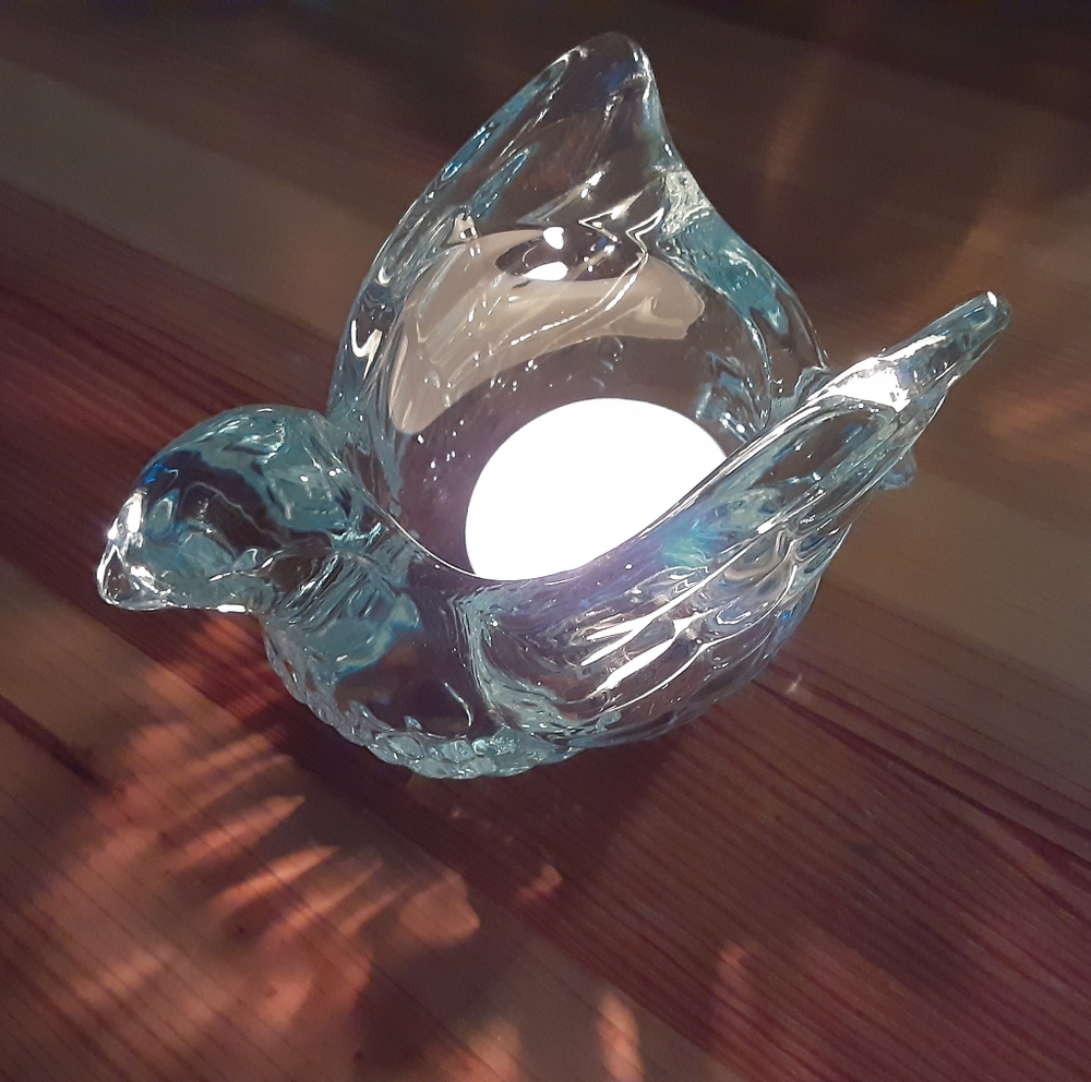 Vintage Avon Glass Dove Tealight Candle Holder - Picture 2 of 6